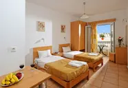 Stelios Apartments