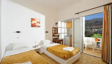 Stelios Apartments