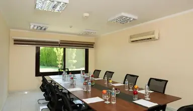 Stella Beach Resort & Spa