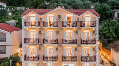 Stellatos House and Suites