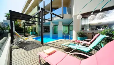 Steris Elegant Beach