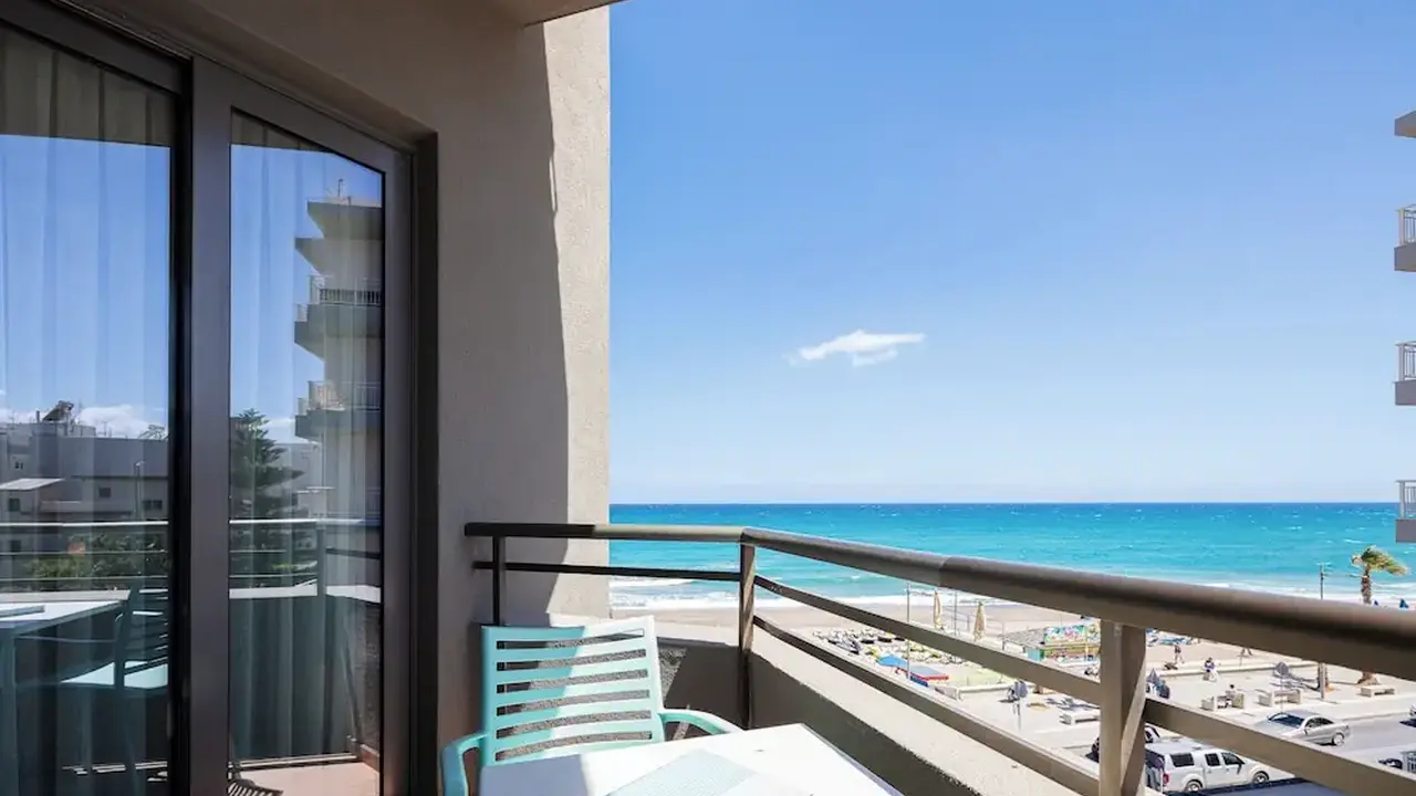 Steris Elegant Beach