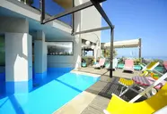 Steris Elegant Beach