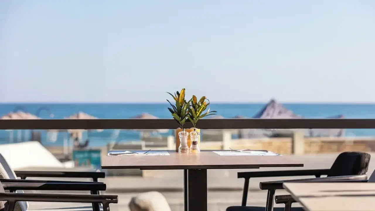 Steris Elegant Beach