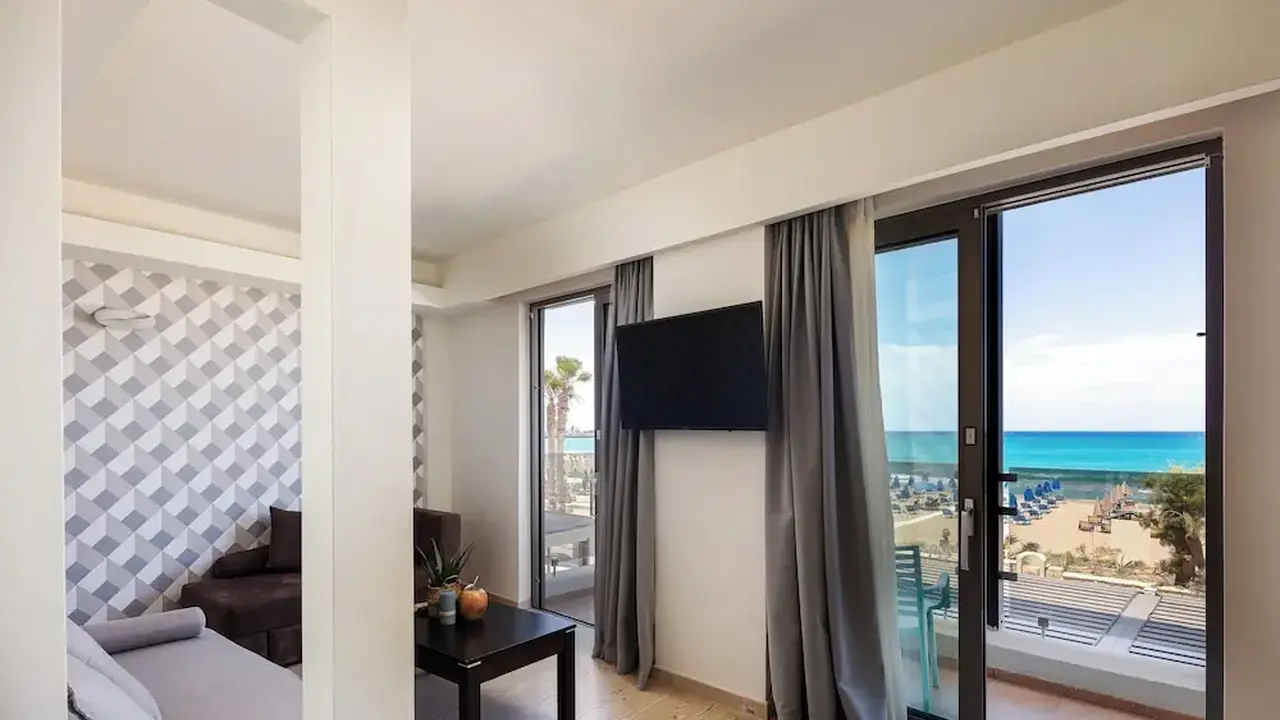 Steris Elegant Beach