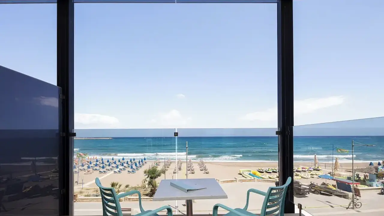 Steris Elegant Beach