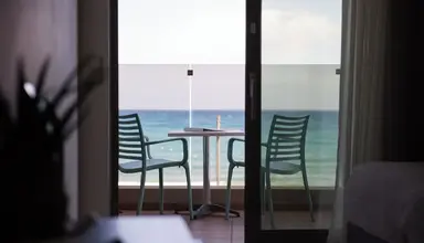 Steris Elegant Beach