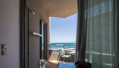 Steris Elegant Beach