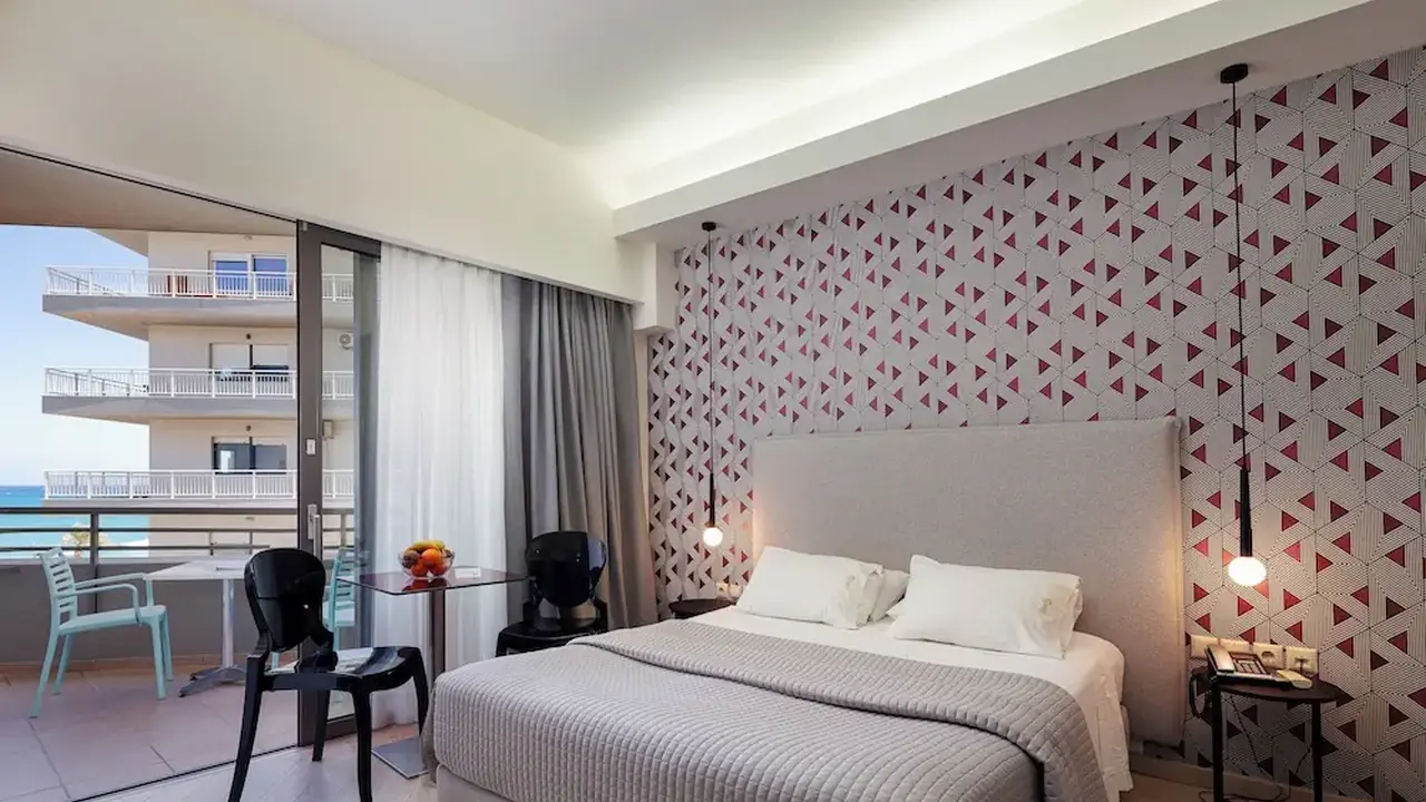 Steris Elegant Beach