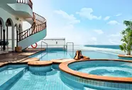 Stone Hotels Dhiffushi