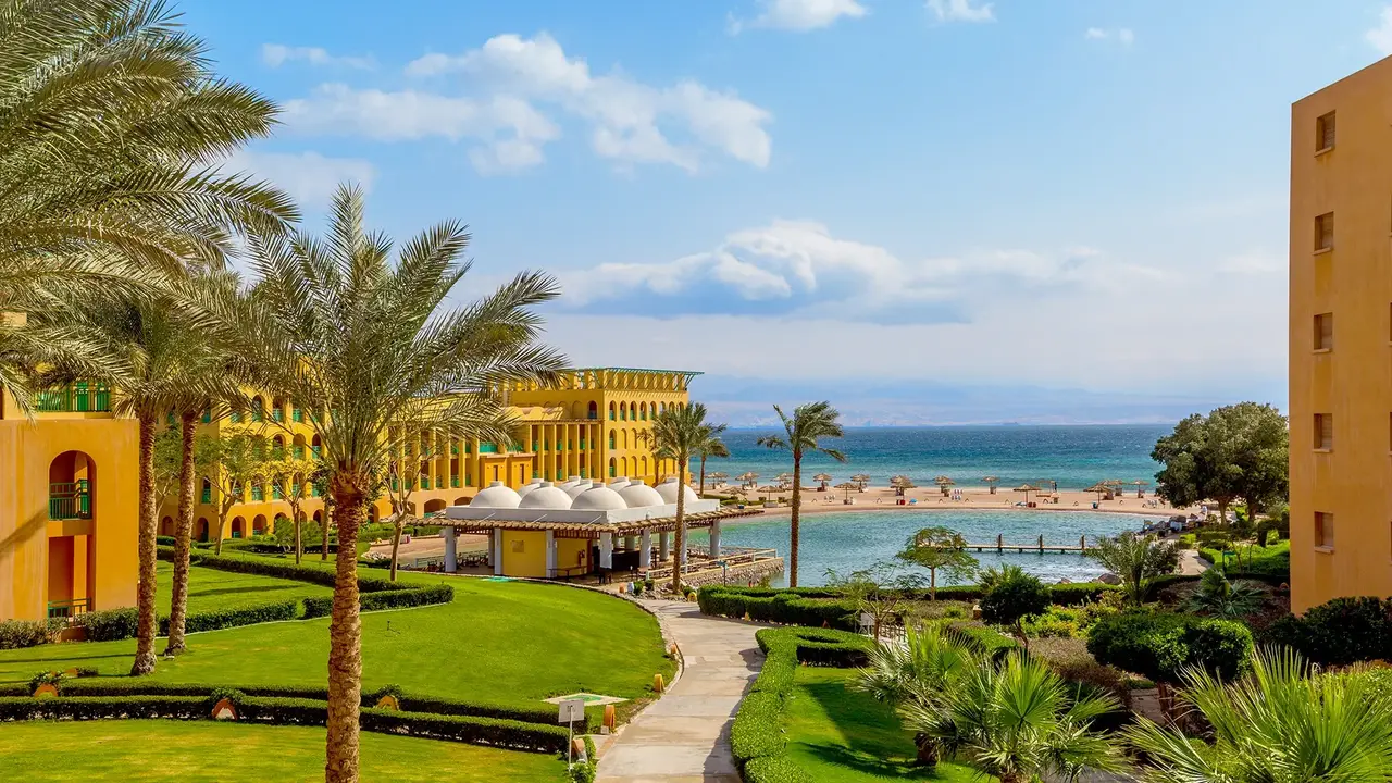 Strand Taba Heights Resort