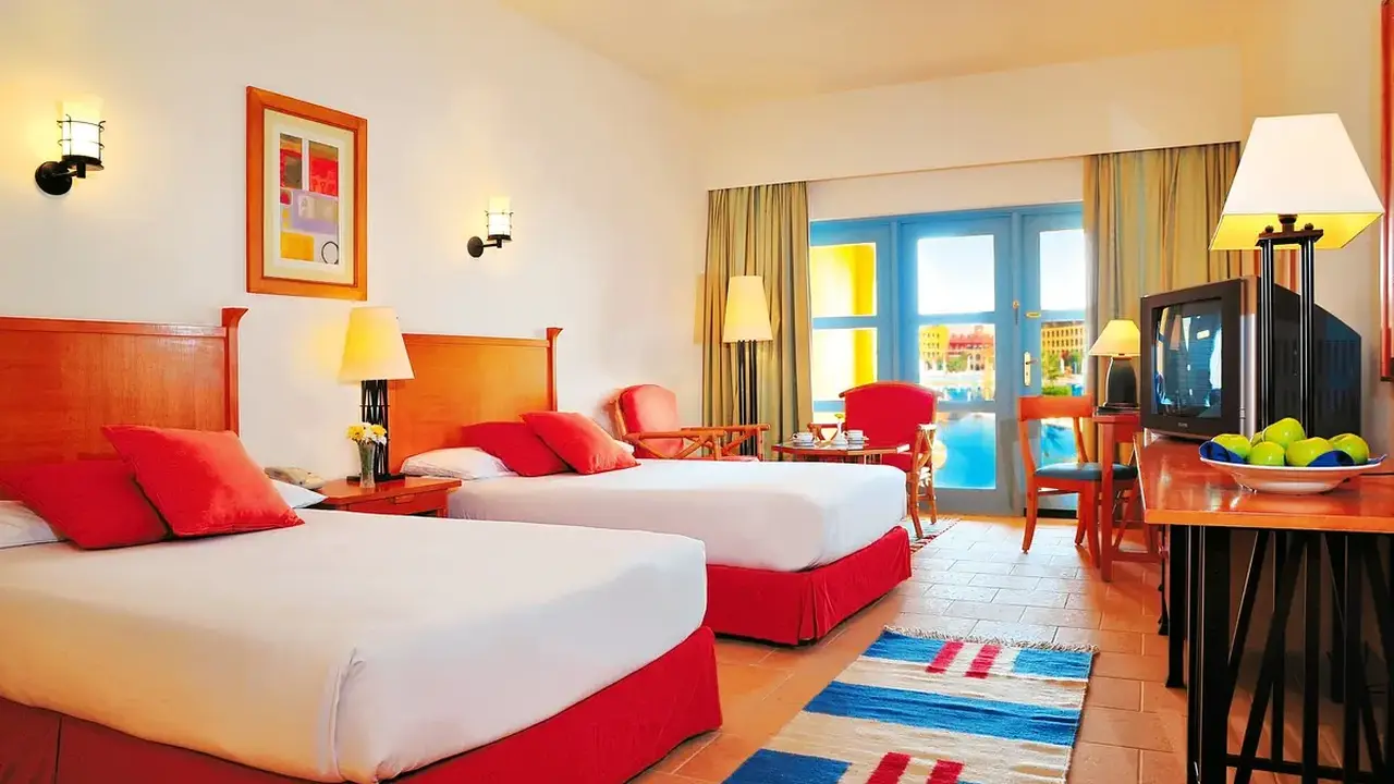 Strand Taba Heights Resort
