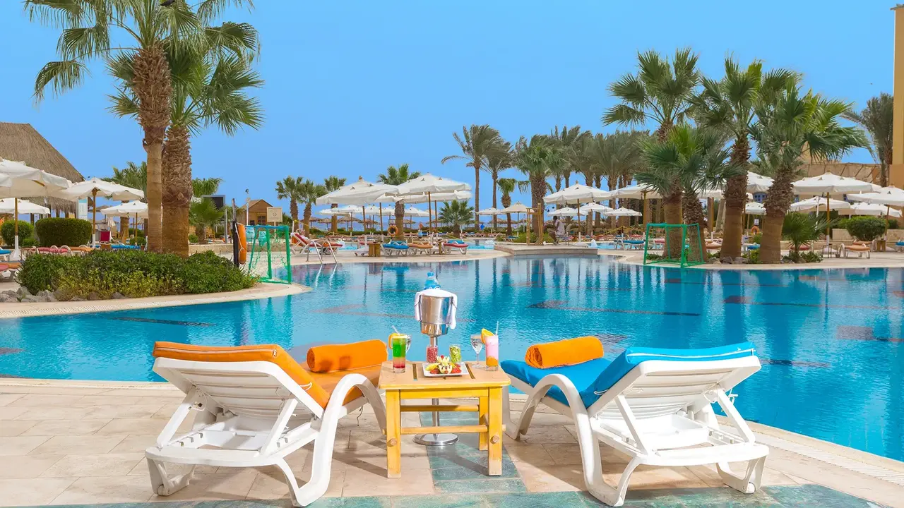 Strand Taba Heights Resort