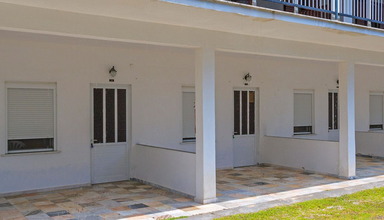 Studia Costa Plaza