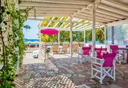 Studia Nikos