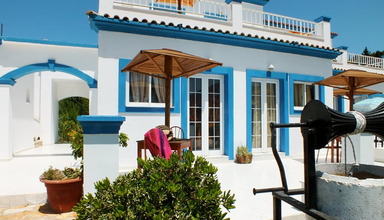 Studios & Appartements Akis