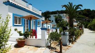 Studios & Appartements Akis