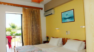 Studios & Appartements Akis