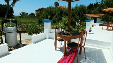 Studios & Appartements Akis
