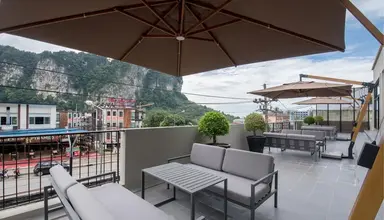 Sugar Marina Resort Cliffhanger