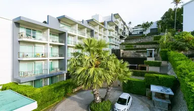 Sugar Palm Grand Hillside