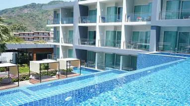 Sugar Palm Grand Hillside