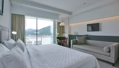 Sugar Palm Grand Hillside
