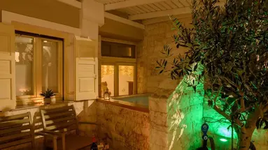 Suite Home Santorini
