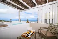 Suite Home Santorini