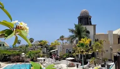 Suite Villa Maria