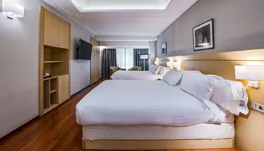 Suites Plaza & Wellness