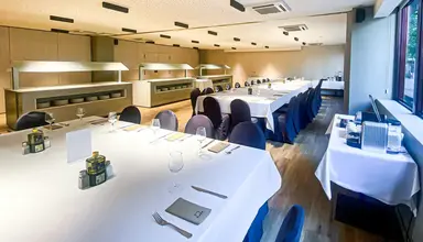 Suites Plaza & Wellness