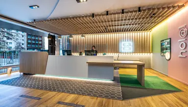 Suites Plaza & Wellness
