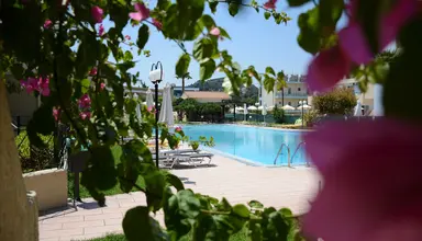 Summerland & Bungalows