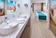 Sumus Stella & Spa