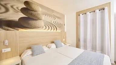 Sun Beach (Santa Ponsa)