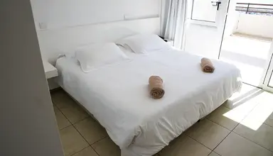 Sun Hall Beach Apts