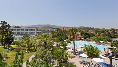 Sun Palace