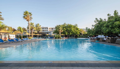 Sun Palace