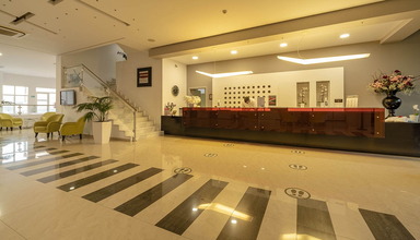 Sun Palace