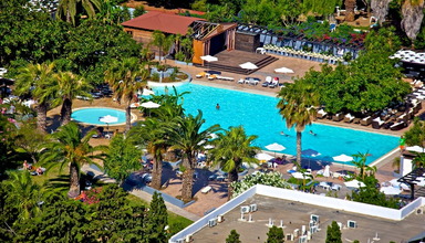 Sun Palace