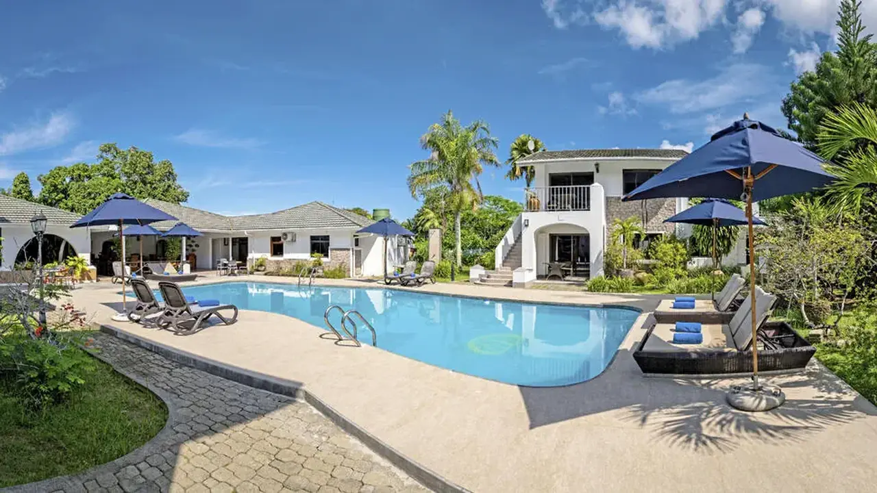 Sun Properties & Resort (Mahe)