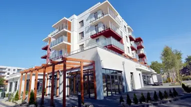 Sun & Snow Polanki Park