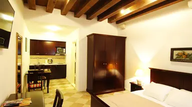 SUNce Palace Apartments