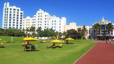 Suncoast Hotel & Towers