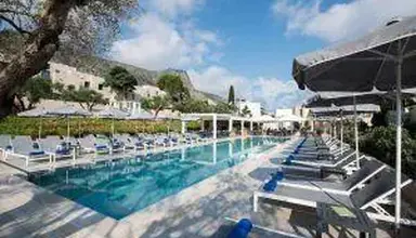 Sundance Apartments & Suites