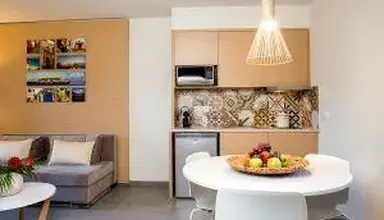 Sundance Apartments & Suites