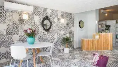 Sundance Apartments & Suites