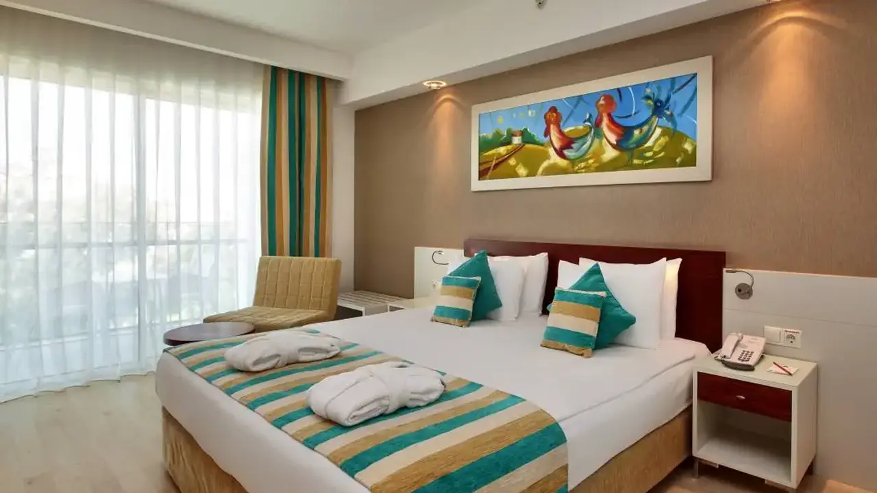 Sunis Evren Beach Resort & Spa