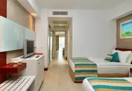 Sunis Evren Beach Resort & Spa